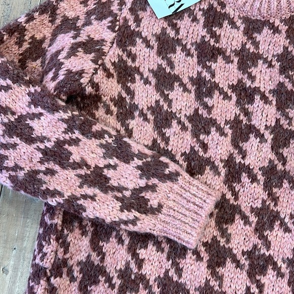 Zara Pink chunky knit Houndstooth Sweater nwt - Picture 3 of 7